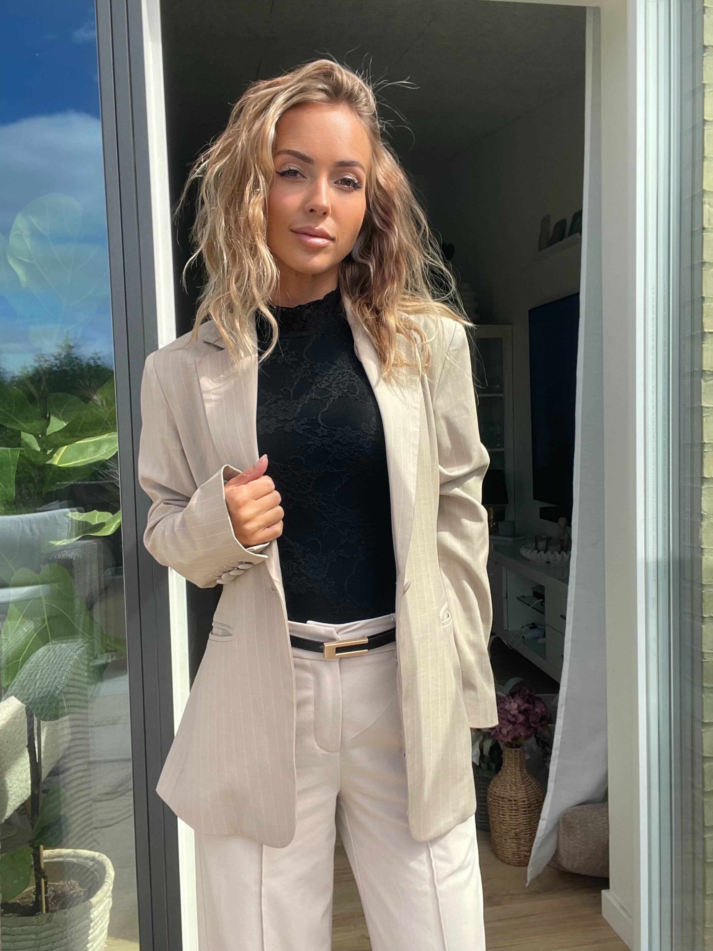 The Élise Blazer