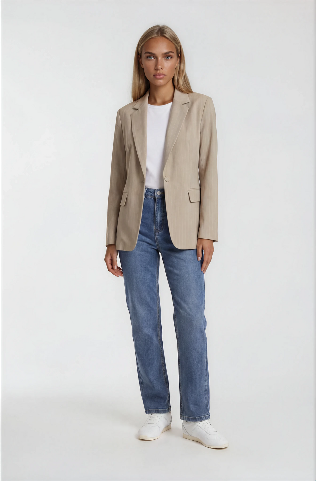 The Élise Blazer